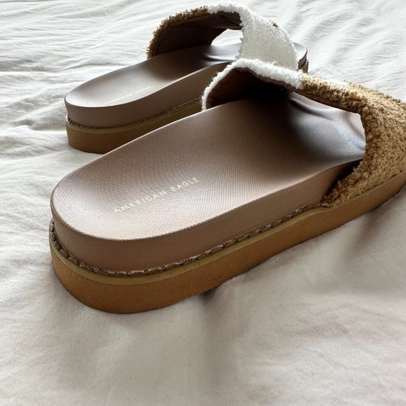 AMERICAN EAGLE Yin Yang Terry Slide Sandal in Tan and Oat NWOT - Picture 4 of 7